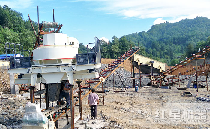 時(shí)產(chǎn)50-60噸建筑垃圾沖擊式破碎機(jī)哪里便宜？河南廠家有推薦嗎？