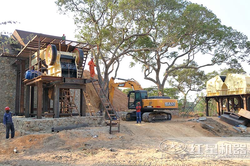 頁巖破碎、制砂海外生產(chǎn)現(xiàn)場搭建中
