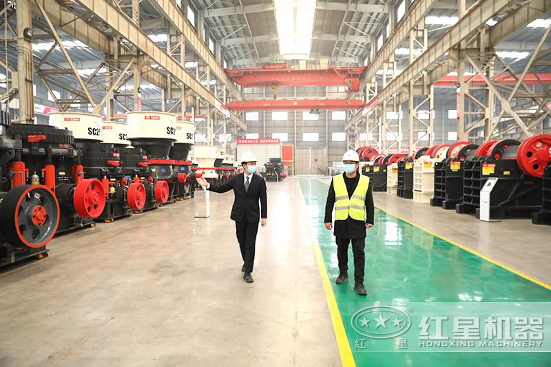 大型廠房，客戶來廠實地考察
