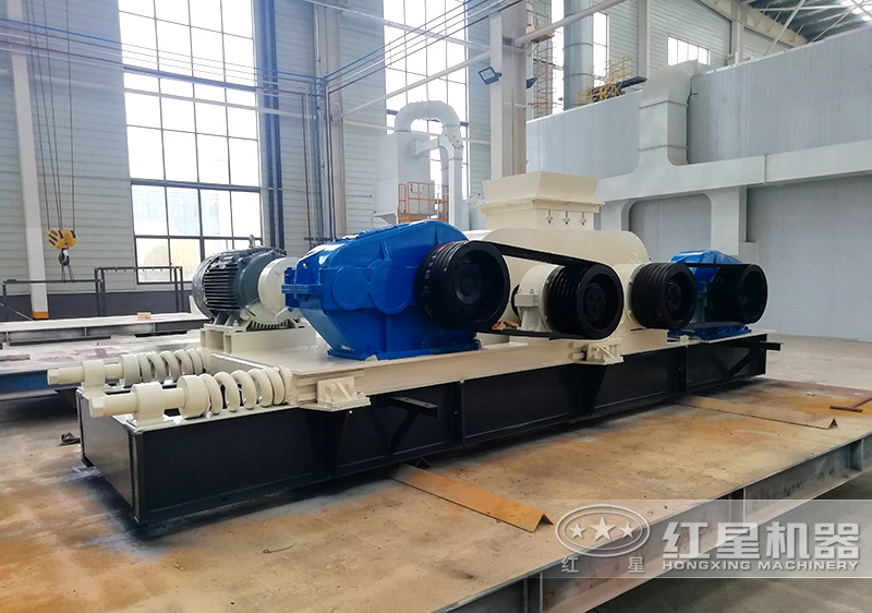 小型液壓對(duì)輥破碎機(jī)常用型號(hào)及價(jià)格，提供現(xiàn)場(chǎng)視頻